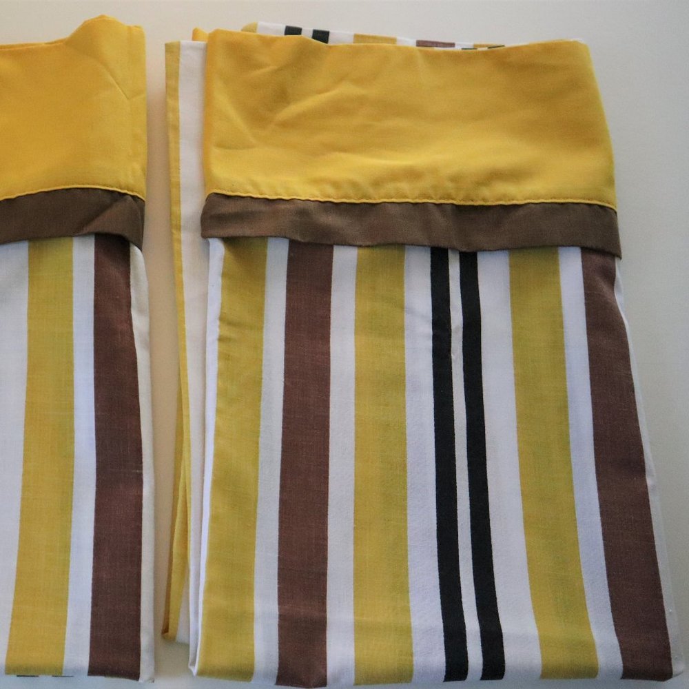 VTG Springmaid Marvelaire Mustard Brown Stripe Pillowcase Set of 2 Mid Century